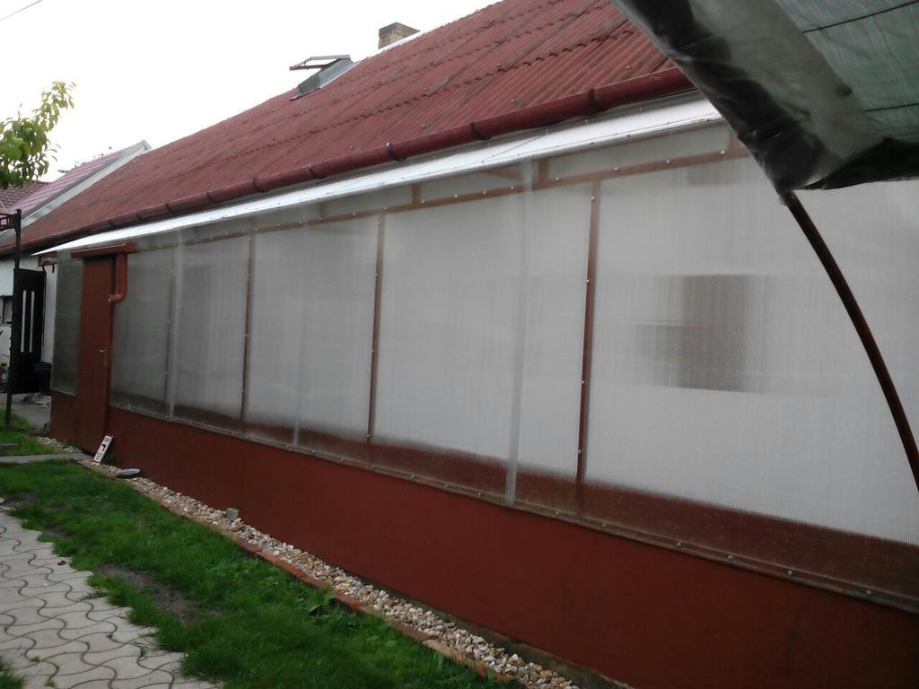 Ubytovanie Tibor Skarba Dunajska Streda Exterior photo